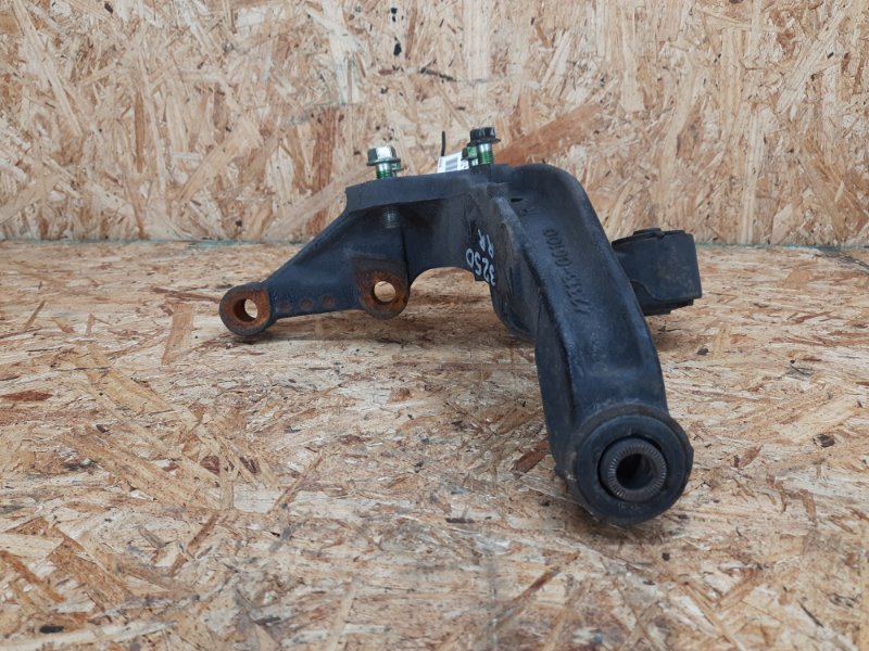 Цапфа задняя правая CAMRY 40 06-11 2009 Седан 2.4 2AZFXE