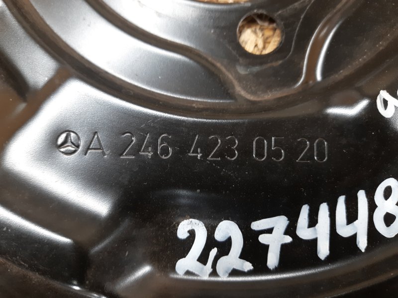 Защита тормозного диска задняя правая INFINITI QX30 16-20 Внедорожник 2.0 20PET