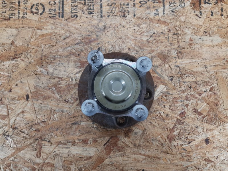 Ступица задняя INFINITI QX30 16-20 Внедорожник 2.0 20PET Ступица задняя INFINITI QX30 16-20 Внедорожник 2.0 20PET