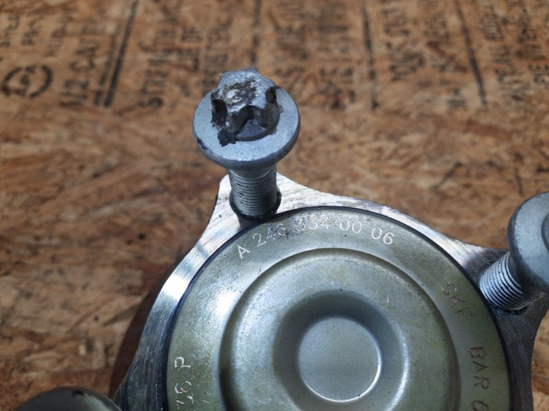 Ступица задняя QX30 16-20 2019 Внедорожник 2.0 20PET Ступица задняя QX30 16-20 2019 Внедорожник 2.0 20PET