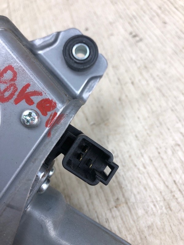 Моторчик стеклоочистителя задний CHEROKEE 14- 2017 KL 2.4 ED6 Моторчик стеклоочистителя задний CHEROKEE 14- 2017 KL 2.4 ED6