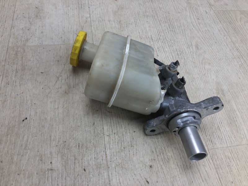 Главный тормозной цилиндр CHEROKEE 14- 2017 KL 2.4 ED6 Главный тормозной цилиндр CHEROKEE 14- 2017 KL 2.4 ED6