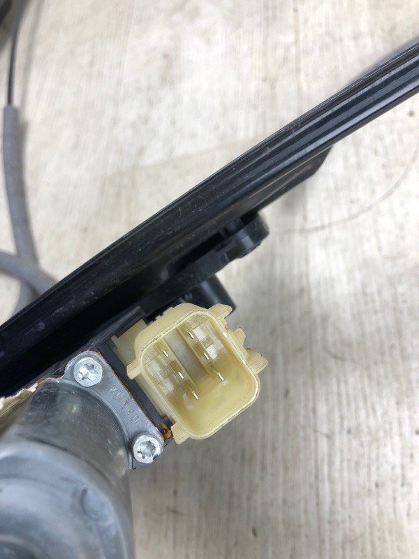 Стеклоподъемник передний левый FUSION 14- 2014 CD4 C25HDEX Стеклоподъемник передний левый FUSION 14- 2014 CD4 C25HDEX