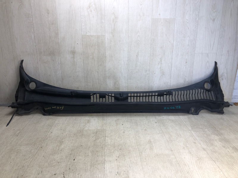 Пластик под лобовое стекло / Жабо FORD FUSION 14- 2014 CD4 C25HDEX DS7Z-54018A16-A Б/У