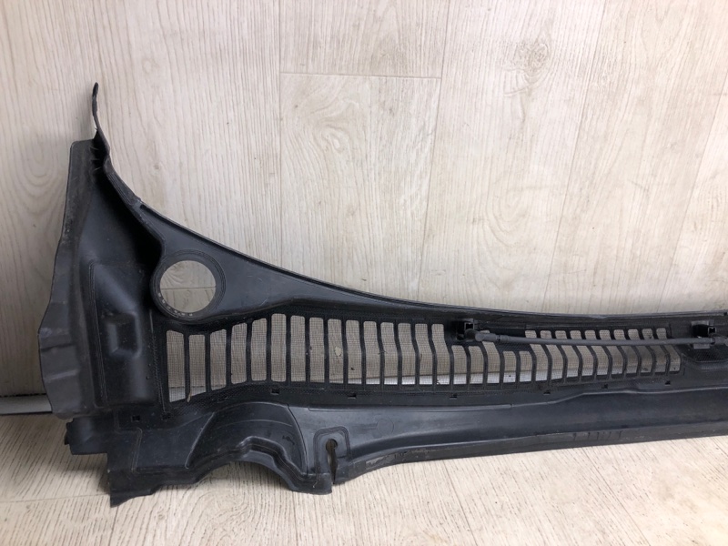 Пластик под лобовое стекло / Жабо FUSION 14- 2014 CD4 C25HDEX