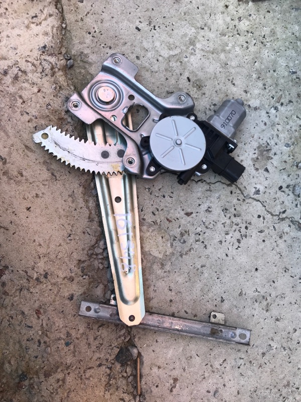 Стеклоподъемник задний правый MITSUBISHI LANCER X 10 07-15 5743A066 Б/У