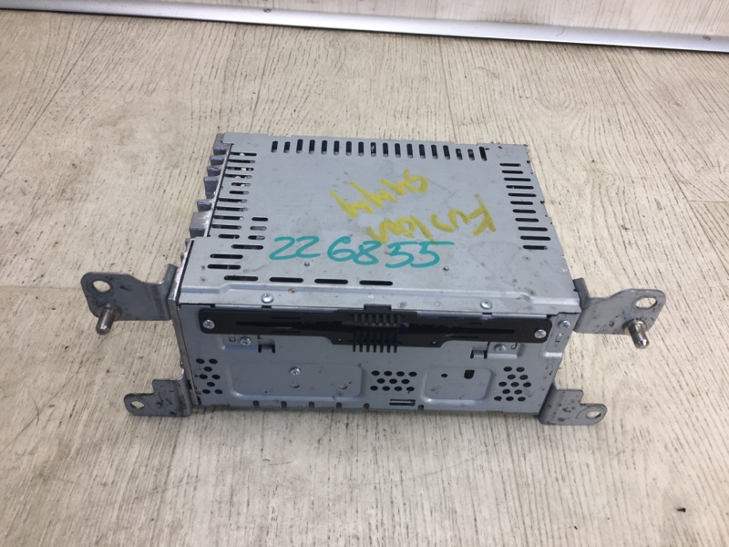 Запчасть магнитола FORD FUSION 14- 2014 CD4 C25HDEX DS7Z18C869BA Б/У Магнитола FORD FUSION 14- 2014 CD4 C25HDEX DS7Z18C869BA Б/У