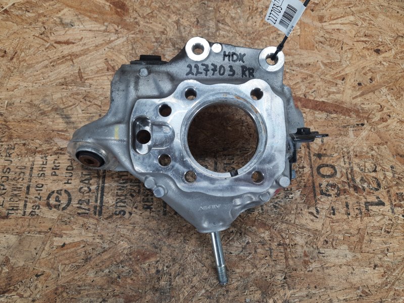 Цапфа задняя правая ACURA MDX (YD3) 13-21 2015 Внедорожник 3.5 52210-TZ6-A00 Б/У