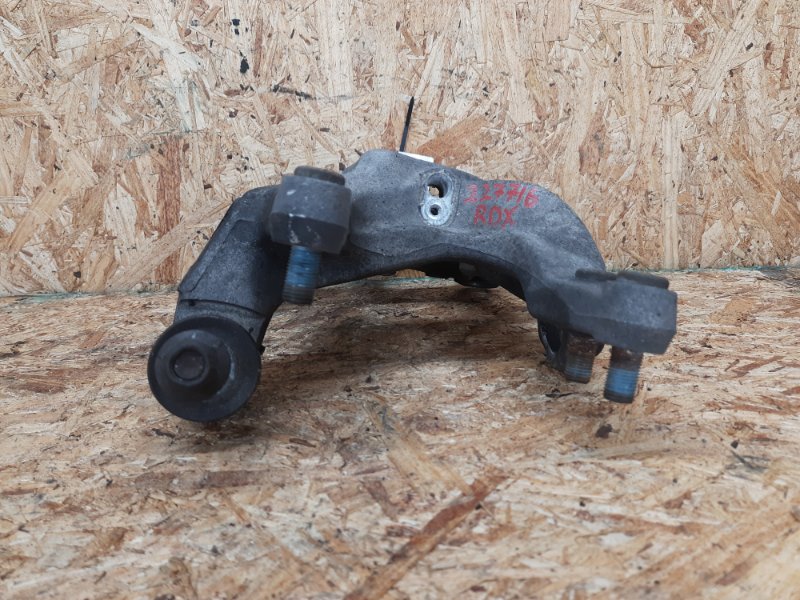 Цапфа задняя правая RDX 06-12 2008 Внедорожник 2.3