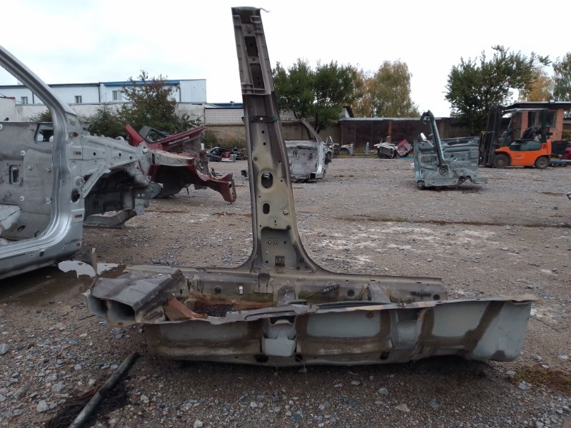 Стойка кузова средняя левая TRIBECA B10 07-13