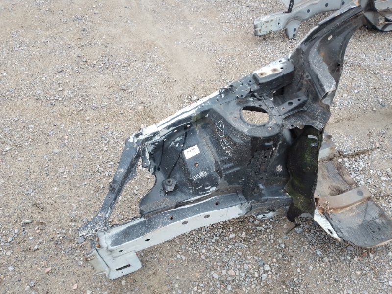 Четверть кузова передняя правый COROLLA 150 06-13 Четверть кузова передняя правый COROLLA 150 06-13