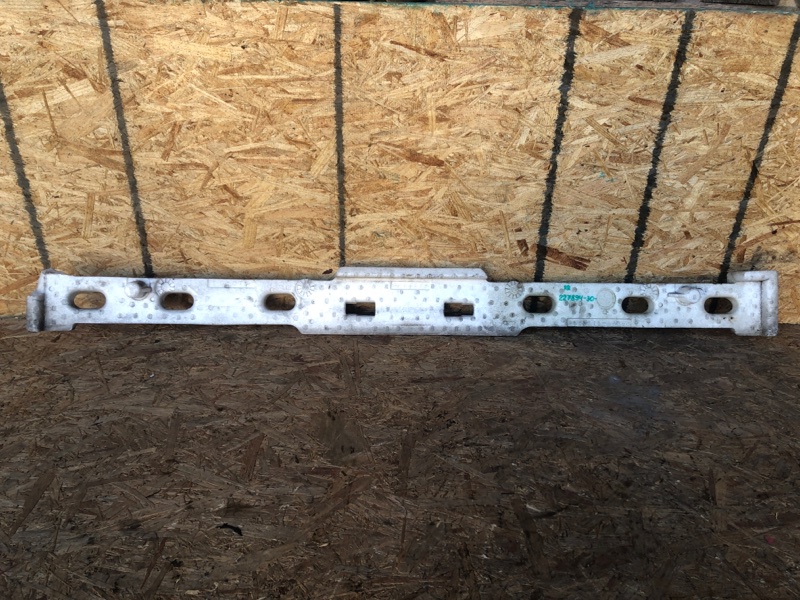 Наполнитель бампера задний задний CAMRY 30 02-06 2002 Седан 3.0 1MZFE