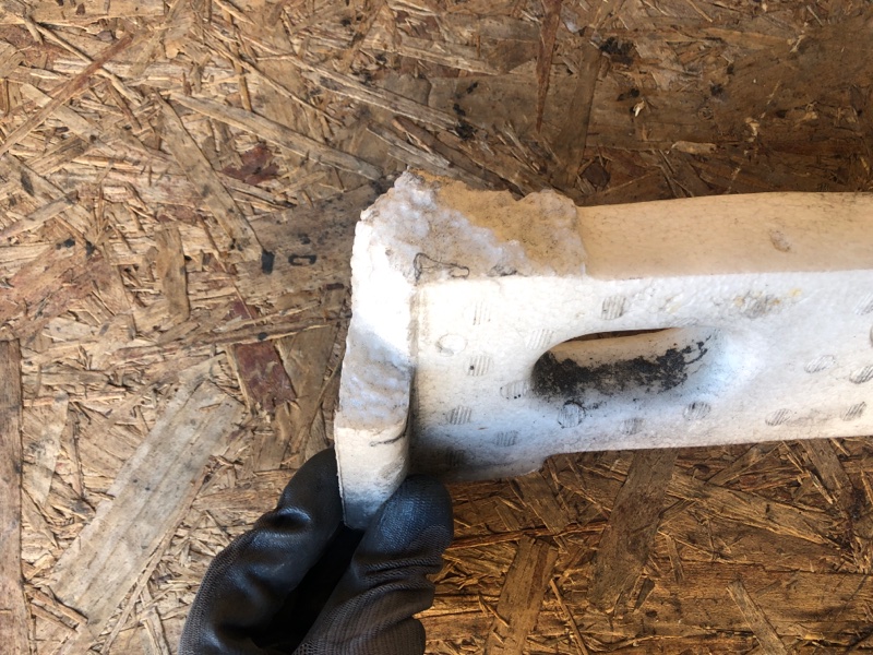 Наполнитель бампера задний задний CAMRY 30 02-06 2002 Седан 3.0 1MZFE