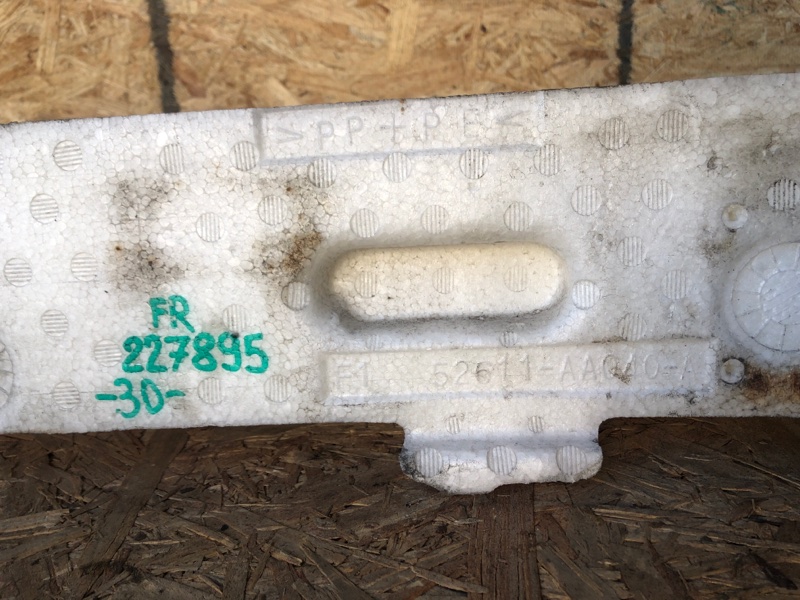 Наполнитель бампера передний CAMRY 30 02-06 2002 Седан 3.0 1MZFE