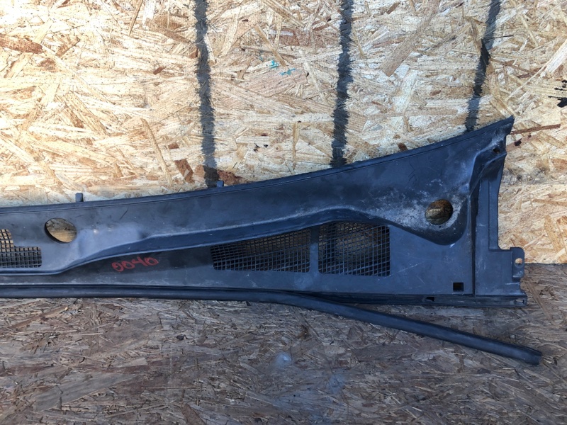 Пластик под лобовое стекло / Жабо TOYOTA CAMRY 30 02-06 Седан 3.0 1MZFE