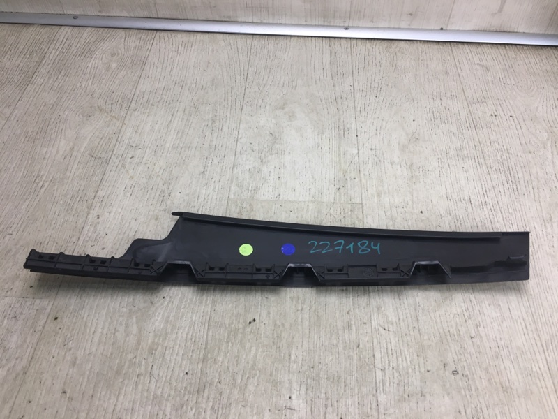 Накладка двери внутренняя передняя левая JETTA USA 18- 2018 JEM 1.4 DGXA Накладка двери внутренняя передняя левая JETTA USA 18- 2018 JEM 1.4 DGXA