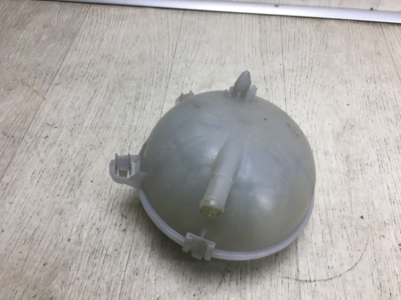 Бачок расширительный VOLKSWAGEN JETTA USA 18- JEM 1.4 DGXA