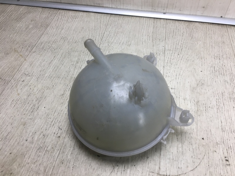 Бачок расширительный JETTA USA 18- 2018 JEM 1.4 DGXA