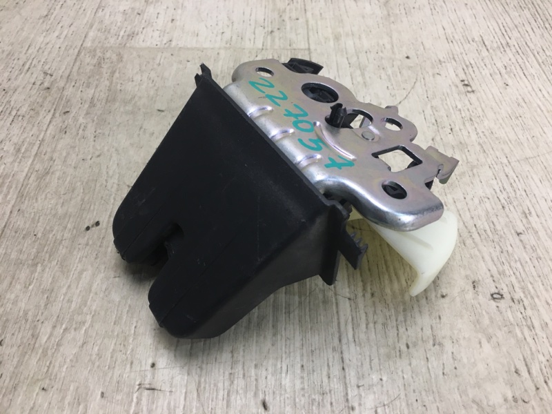 Замок крышки багажника JETTA USA 18- 2018 JEM 1.4 DGXA