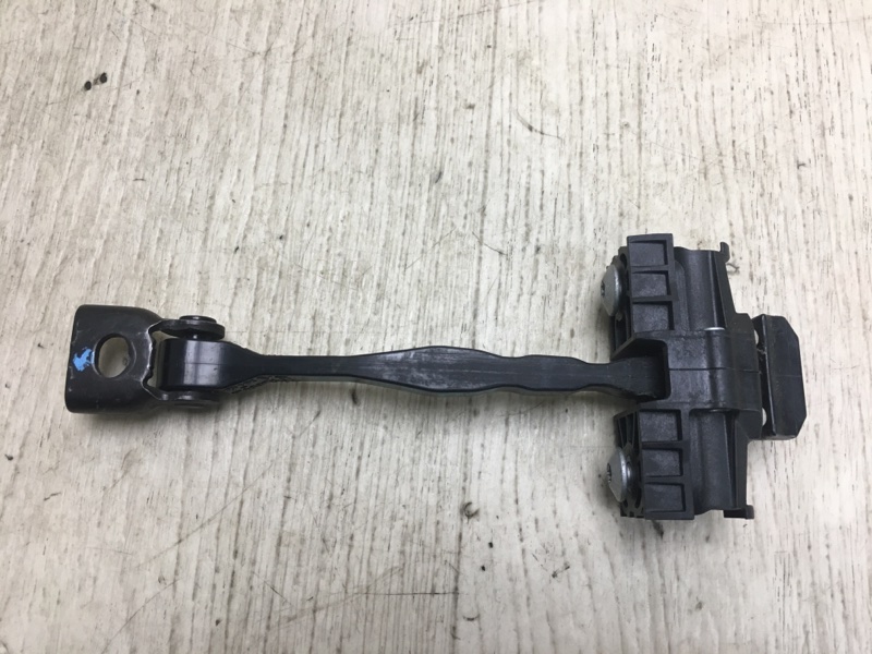 Ограничитель двери передний левый VOLKSWAGEN JETTA USA 18- 2018 JEM 1.4 DGXA 17A 839 249 A Б/У