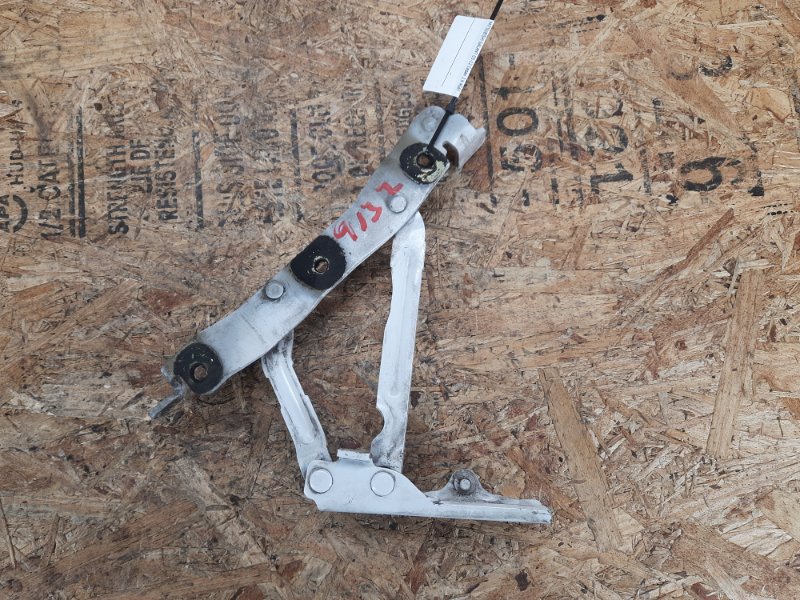 Петля крышки багажника правая MITSUBISHI GALANT 03-12 Седан 2.4 4G69