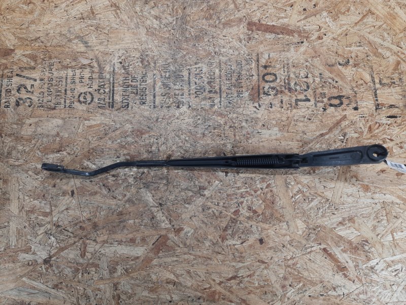 Поводок стеклоочистителя передний левый MITSUBISHI GALANT 03-12 Седан 2.4 4G69 Поводок стеклоочистителя передний левый MITSUBISHI GALANT 03-12 Седан 2.4 4G69