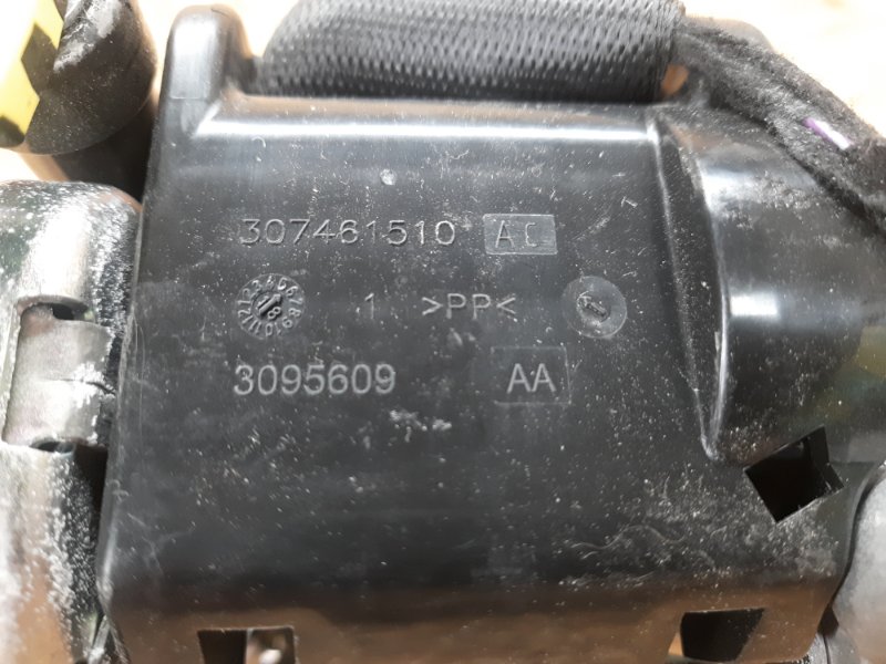 Ремень безопасности передний левый QX30 16-20 2019 Внедорожник 2.0 20PET