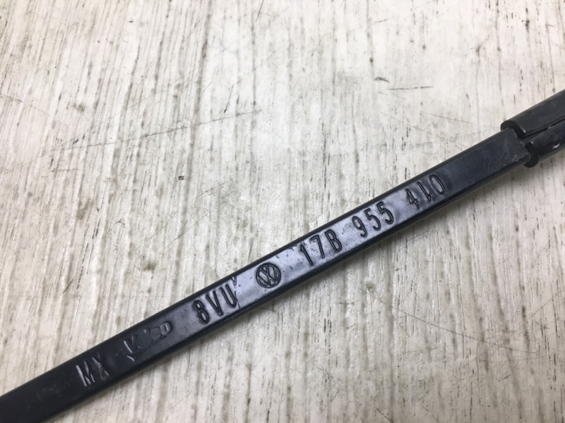 Поводок стеклоочистителя передний правый VOLKSWAGEN JETTA USA 18- JEM 1.4 DGXA