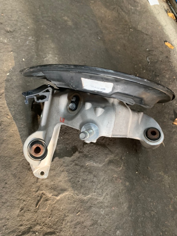 Цапфа задняя левая TLX 14-17 2016 Седан 3.5