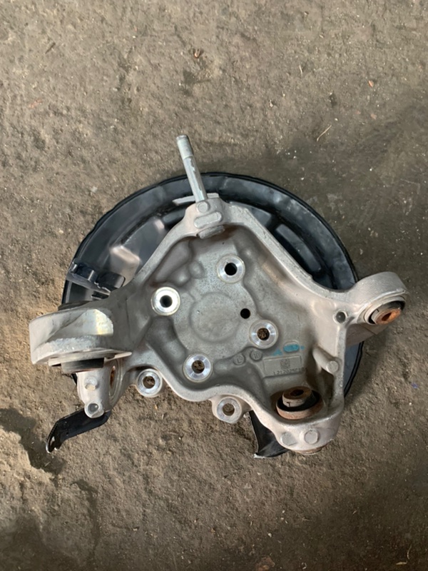 Цапфа задняя левая ACURA TLX 14-17 2016 Седан 3.5 52215-TZ3-A11 Б/У