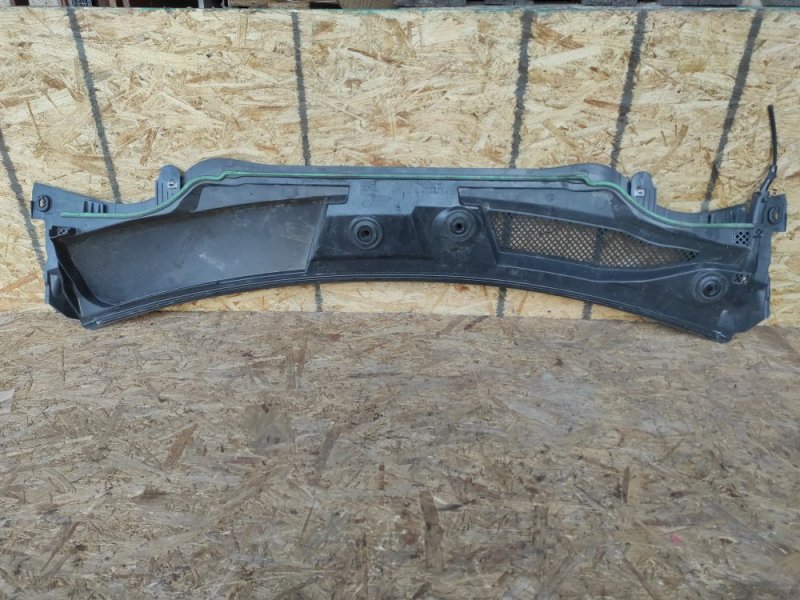 Пластик под лобовое стекло / Жабо INFINITI QX30 16-20 Внедорожник 2.0 20PET Пластик под лобовое стекло / Жабо INFINITI QX30 16-20 Внедорожник 2.0 20PET