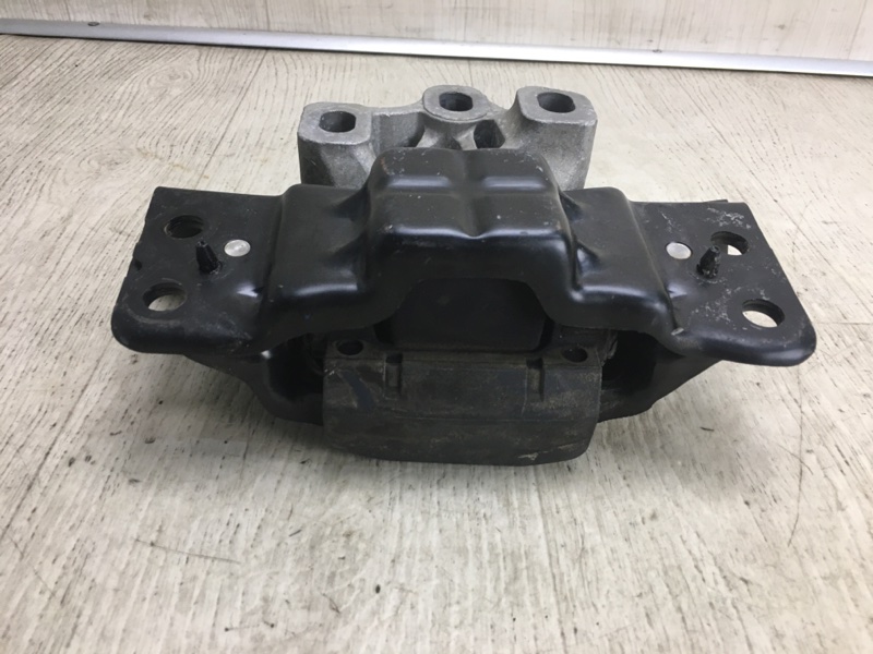 Подушка АКПП JETTA USA 18- 2018 JEM 1.4 DGXA
