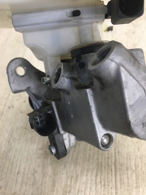 Главный тормозной цилиндр JETTA USA 18- 2018 JEM 1.4 DGXA