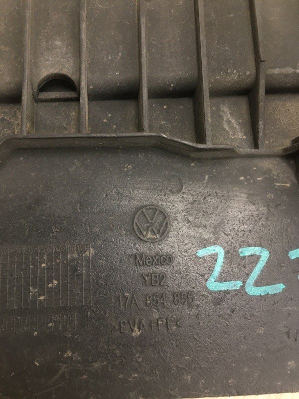 Брызговик задний левый JETTA USA 18- 2018 JEM 1.4 DGXA