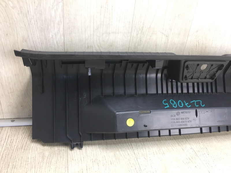 Накладка панели багажника внутренняя JETTA USA 18- 2018 JEM 1.4 DGXA