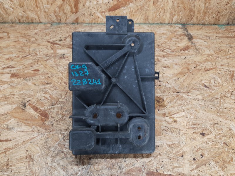 Полка аккумулятора CX-9 06-16 2007 Внедорожник 3.5