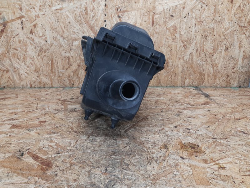 Корпус воздушного фильтра CX-9 06-16 2007 Внедорожник 3.5 Корпус воздушного фильтра CX-9 06-16 2007 Внедорожник 3.5