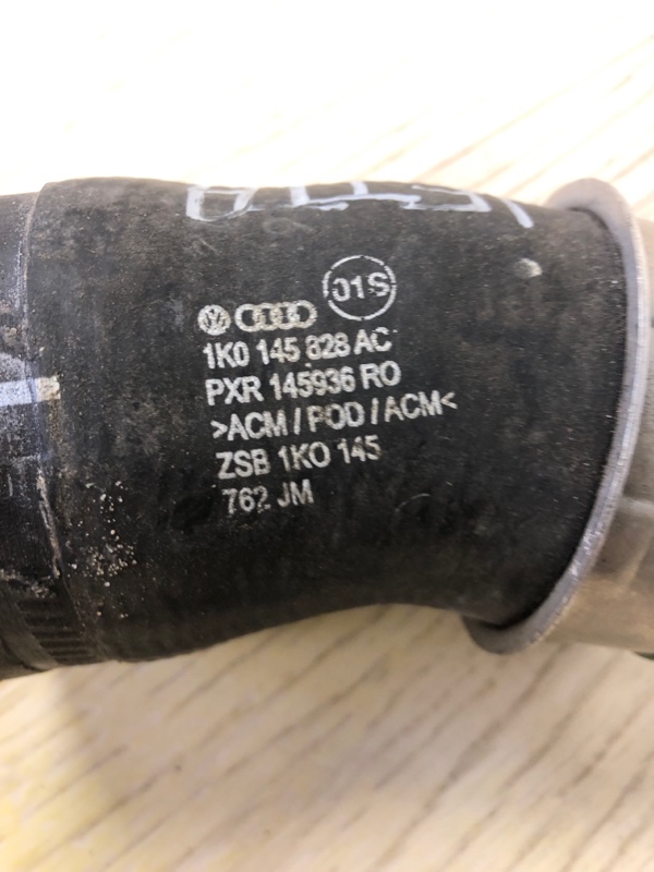 Патрубок интеркулера VOLKSWAGEN JETTA USA 10-17 162 1.8 CPRA