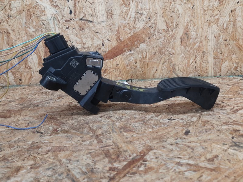 Педаль газа VENZA 09-16 2015 Минивэн 3.5 2GR-FE