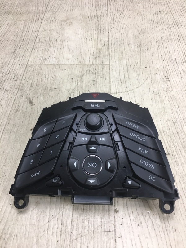 Блок управления мультимедиа FORD FOCUS 10-18 BK 2.0 XQDA Блок управления мультимедиа FORD FOCUS 10-18 BK 2.0 XQDA