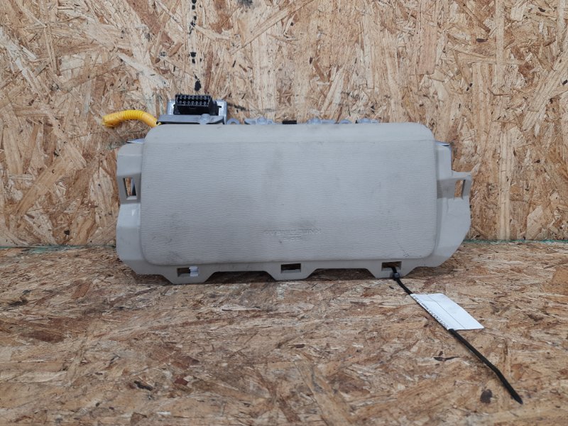 Подушка безопасности в колени левая TOYOTA VENZA 09-16 2015 Минивэн 3.5 2GR-FE 73900-0T010-A0 Б/У