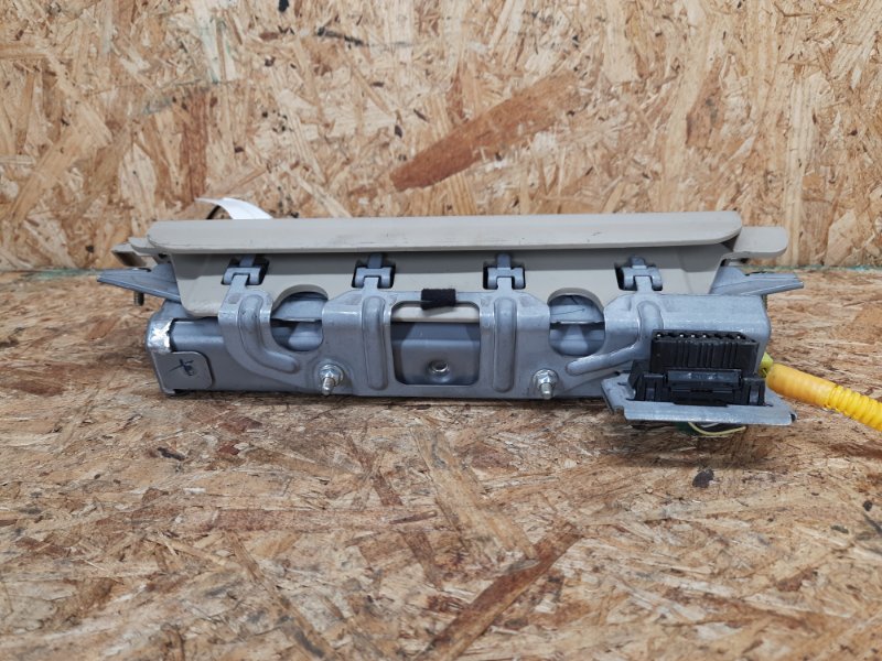 Подушка безопасности в колени левая VENZA 09-16 2015 Минивэн 3.5 2GR-FE