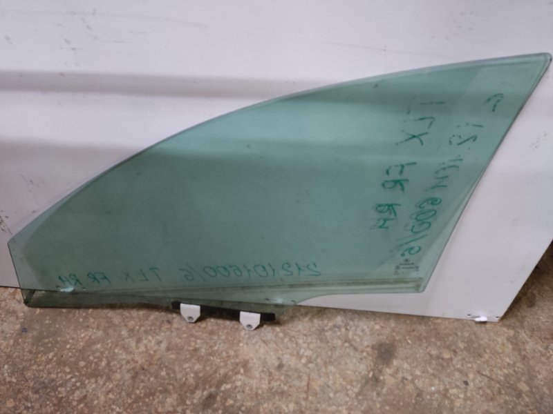 Стекло двери переднее правое ACURA TLX 14-17 Седан 2.4