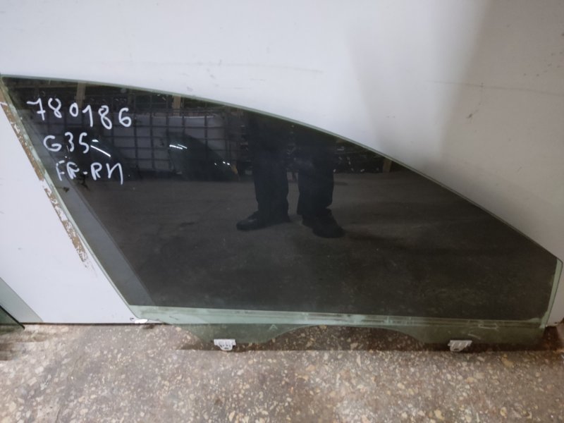 Стекло двери переднее правое INFINITI G25/G35/G37/Q40 06-14 80300-JK000 Б/У