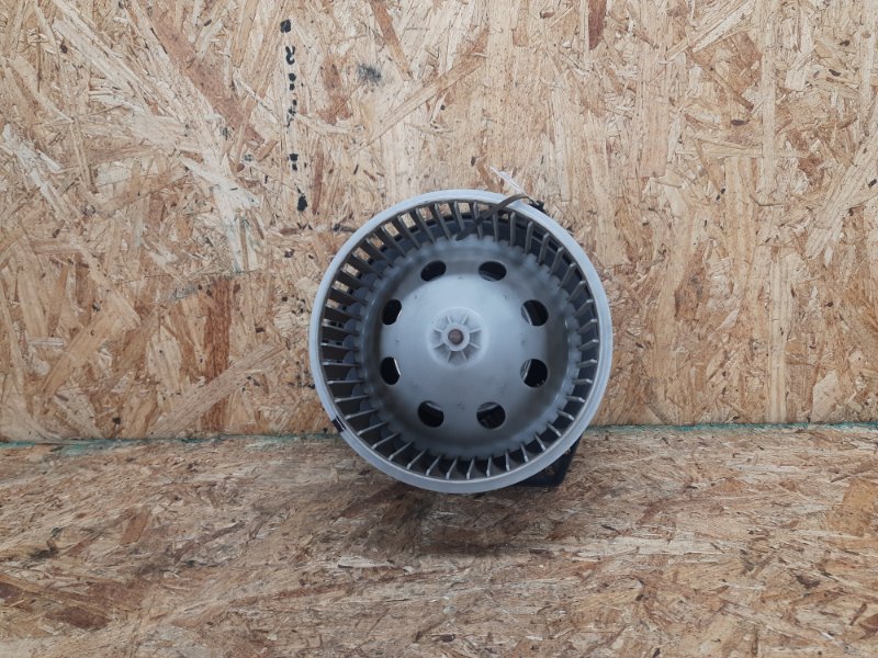 Моторчик печки NISSAN MURANO Z52 14- 2016 Внедорожник 3.5 VQ35DE 27225-3TA1A Б/У