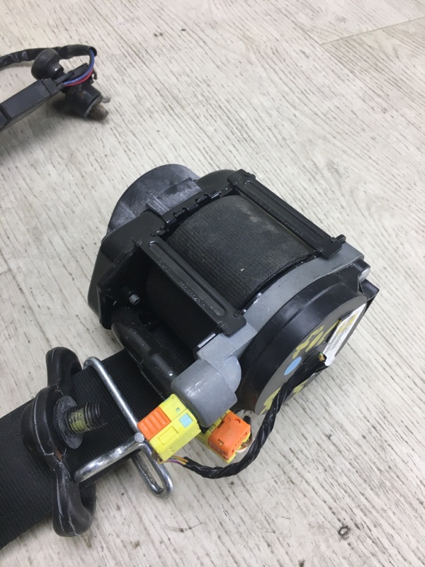 Ремень безопасности передний правый FOCUS 10-18 2011 BK 2.0 XQDA Ремень безопасности передний правый FOCUS 10-18 2011 BK 2.0 XQDA