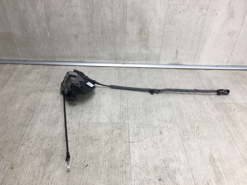 Замок двери передний правый FOCUS 10-18 2011 BK 2.0 XQDA