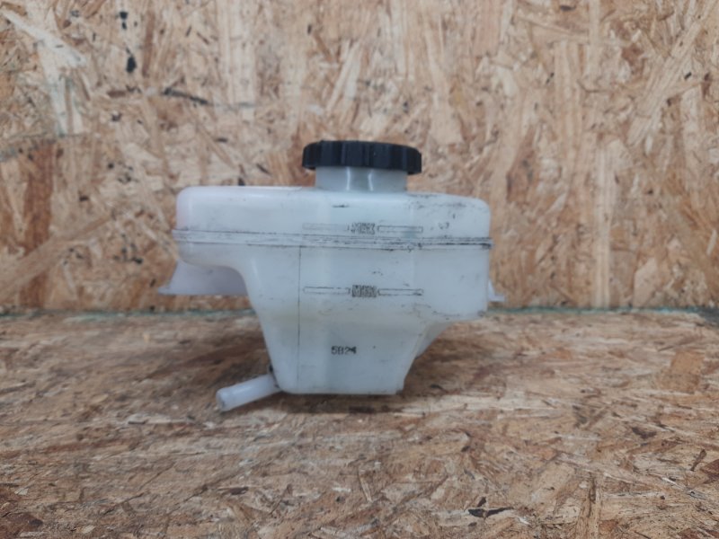 Бачок главного тормозного цилиндра TOYOTA CAMRY 40 06-11 Седан 2.4 2AZFXE