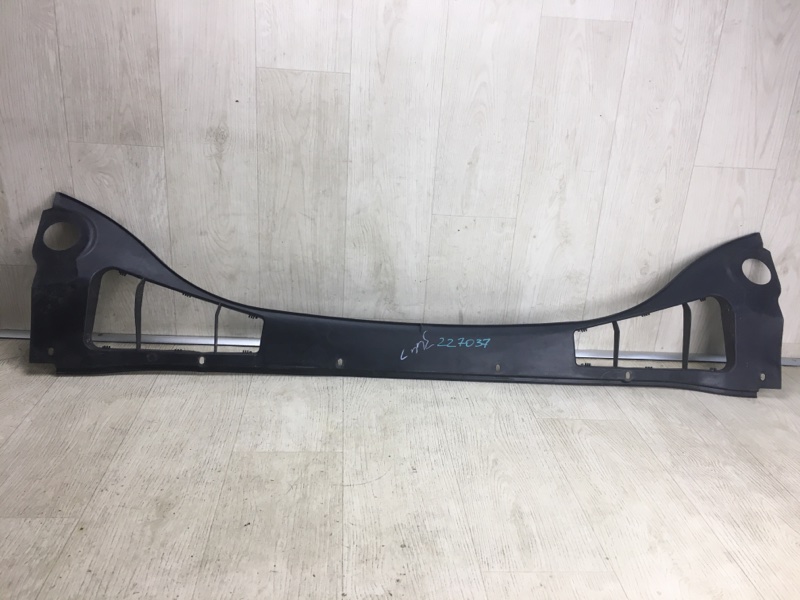 Пластик под лобовое стекло / Жабо FORD FOCUS 10-18 2011 BK 2.0 XQDA CV6Z-58018A16-A Б/У