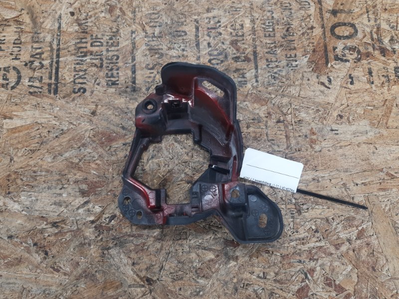 Кронштейн противотуманной фары правый CX-5 (KE) 11-17 2014 Внедорожник 2.5 Кронштейн противотуманной фары правый CX-5 (KE) 11-17 2014 Внедорожник 2.5